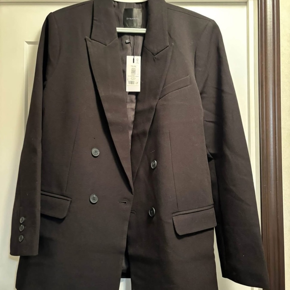 Dynamite Black Double-Breasted Blazer